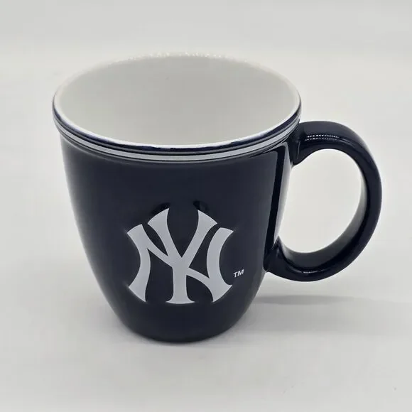 Boelter Brands Oversized New York Yankees Coffee Mug MLB Licensed Ceramic - Picture 1 of 4